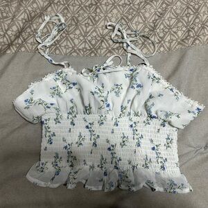 Forever 21 White and Blue Floral Smocked Blouse